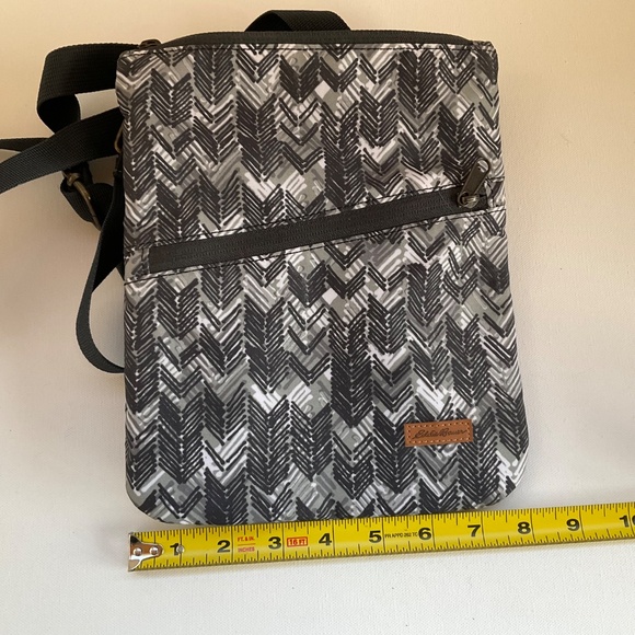 EDDIE BAUER TRAVEL CROSSBODY PURSE - Picture 8 of 8